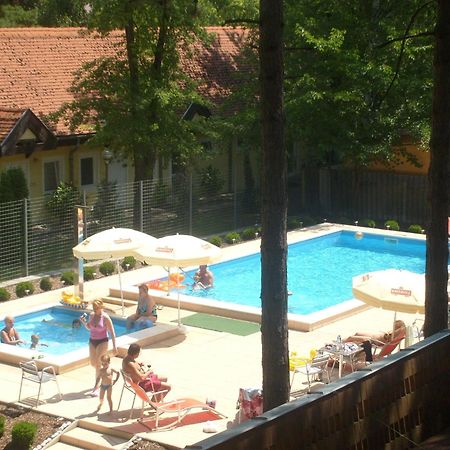 Hotel Korona Σίοφοκ Εξωτερικό φωτογραφία