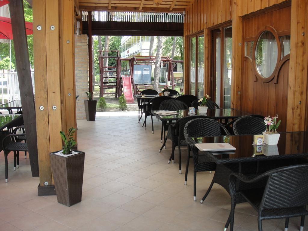Hotel Korona Σίοφοκ Εξωτερικό φωτογραφία