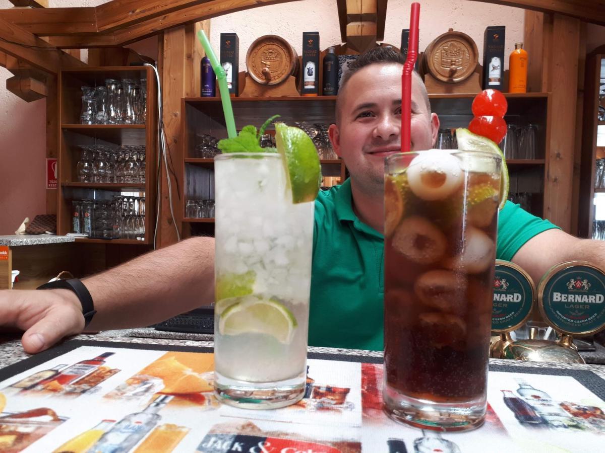 Hotel Korona Σίοφοκ Εξωτερικό φωτογραφία
